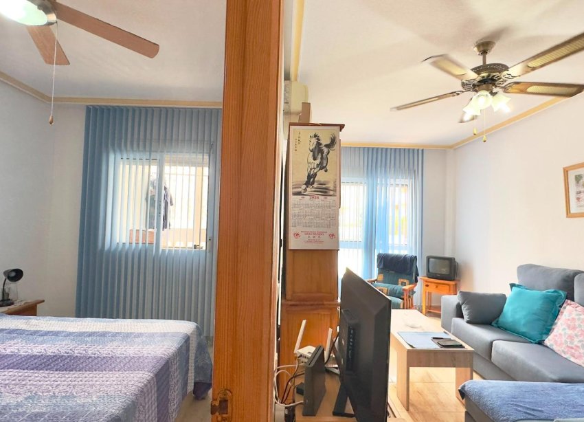 Resale - Apartment - Torrevieja - Centro