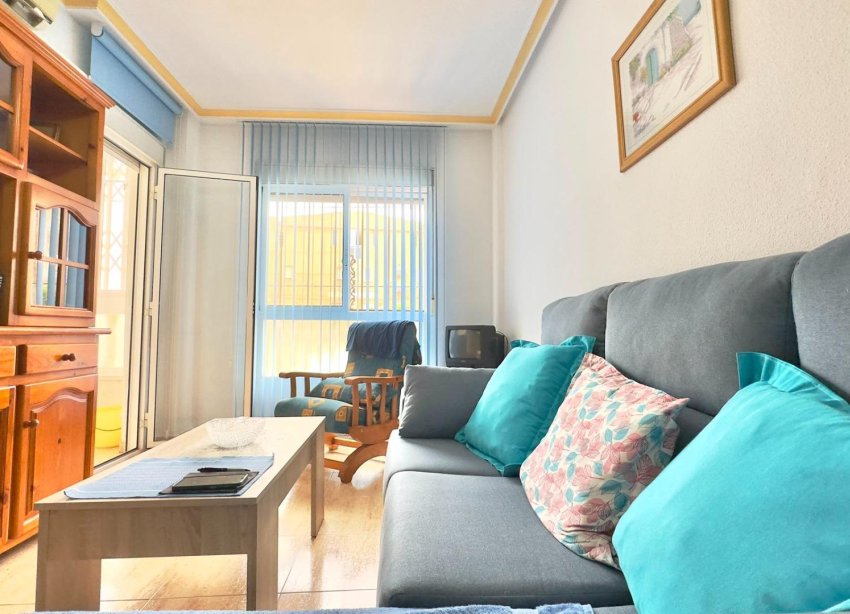 Resale - Apartment - Torrevieja - Centro