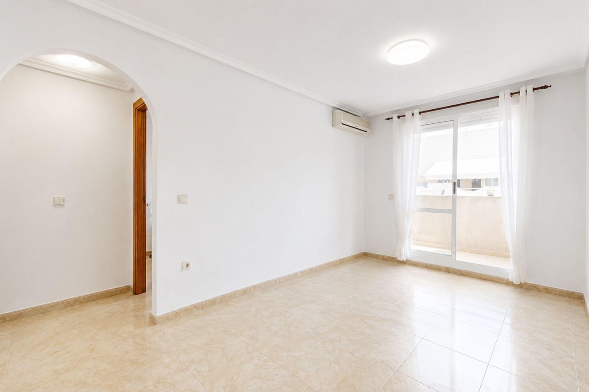 Resale - Apartment - Torrevieja - Centro