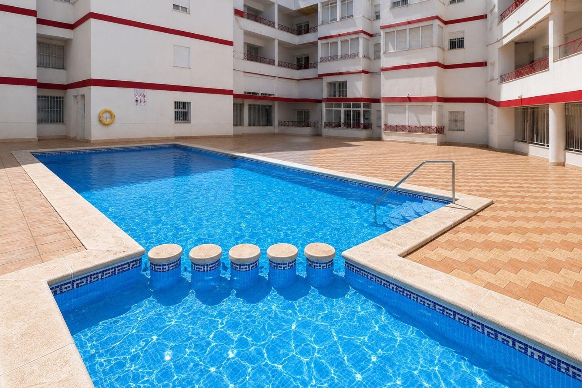 Resale - Apartment - Torrevieja - Centro
