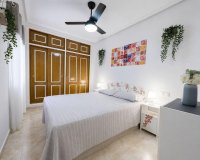 Resale - Apartment - Torrevieja - Centro