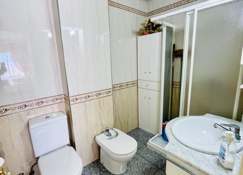 Resale - Apartment - Torrevieja - El Acequión - Los Náufragos