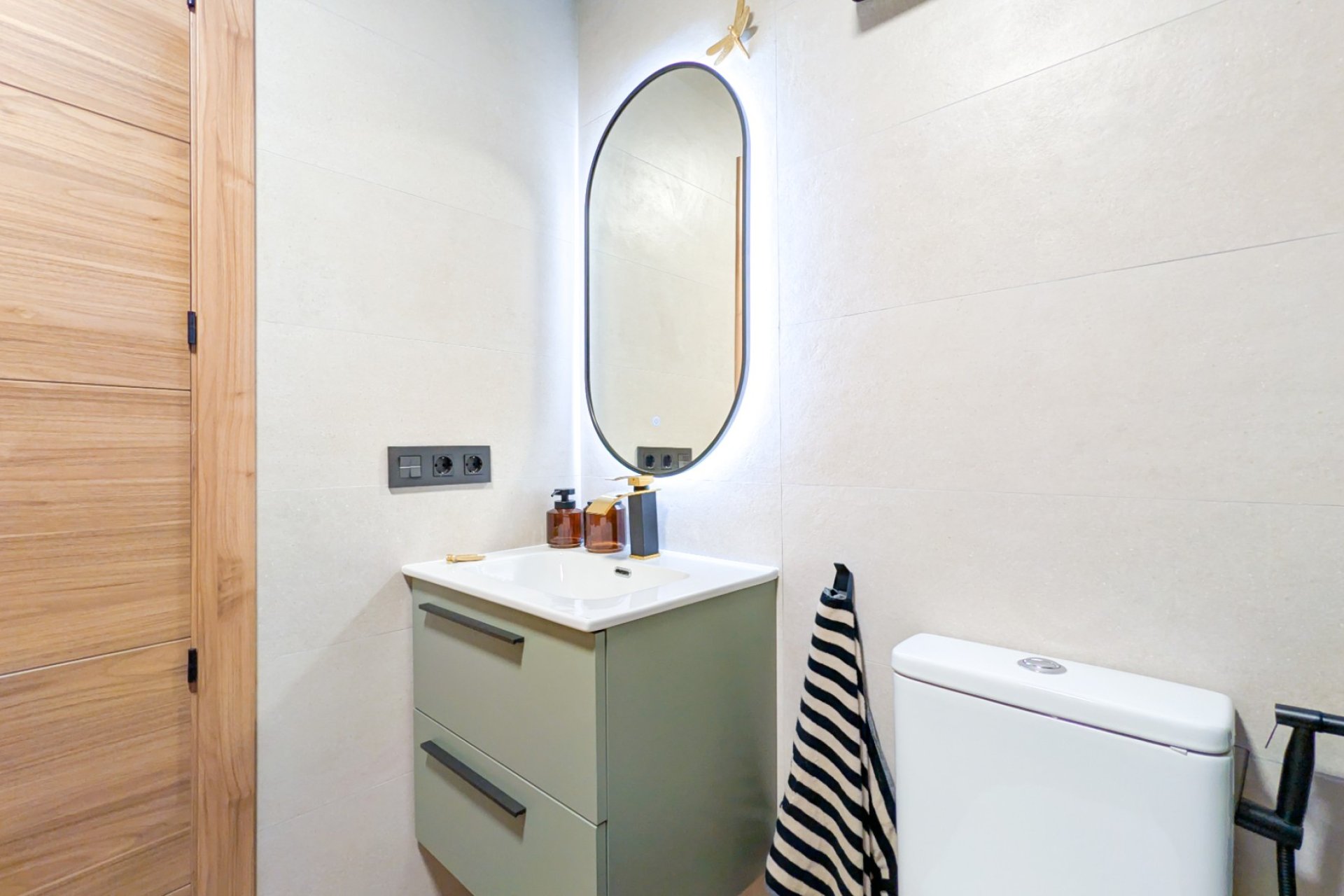 Resale - Apartment - Torrevieja - El Acequión - Los Náufragos