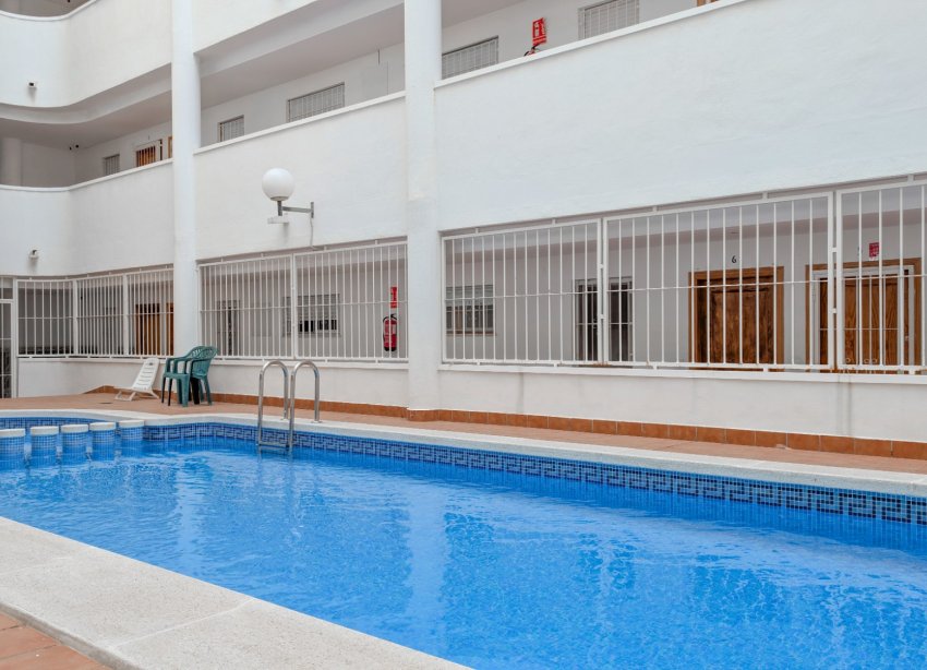 Resale - Apartment - Torrevieja - El Acequión - Los Náufragos
