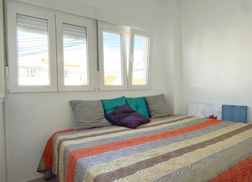 Resale - Apartment - Torrevieja - El Acequión - Los Náufragos