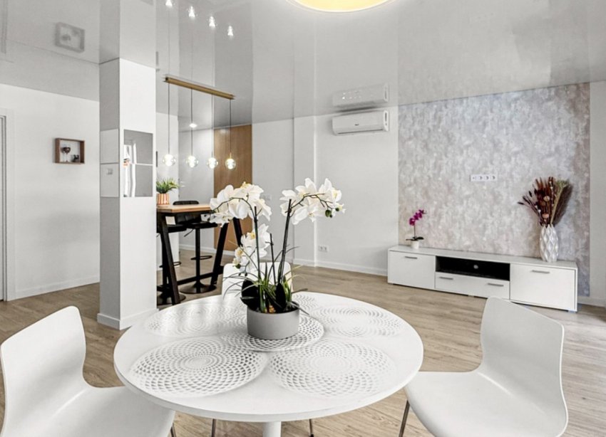 Resale - Apartment - Torrevieja - El Acequión - Los Náufragos
