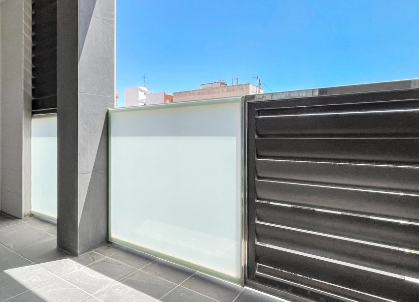 Resale - Apartment - Torrevieja - El Acequión - Los Náufragos