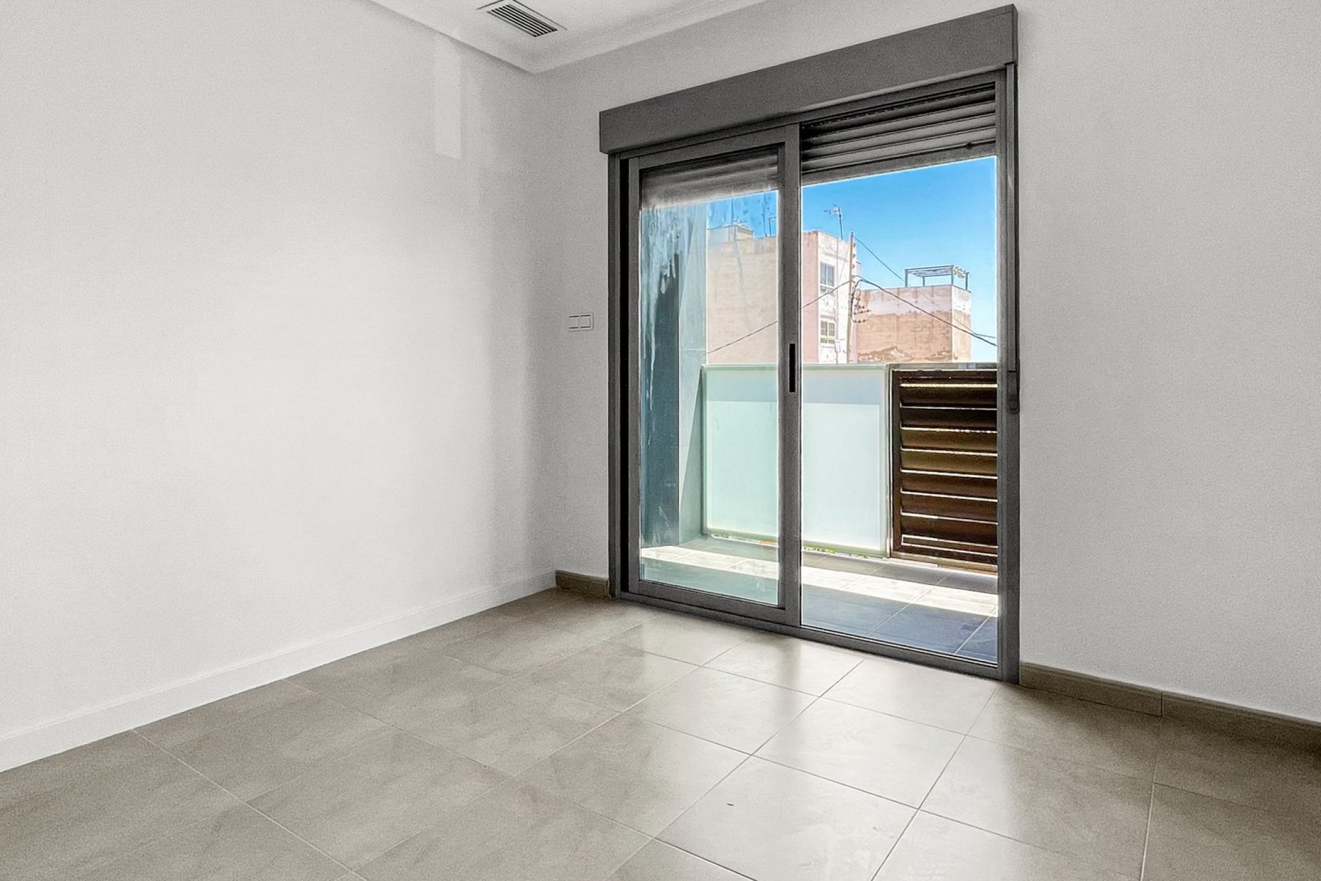 Resale - Apartment - Torrevieja - El Acequión - Los Náufragos
