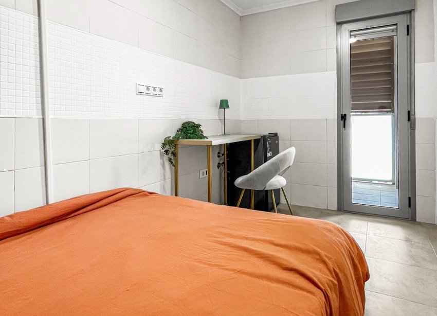 Resale - Apartment - Torrevieja - El Acequión - Los Náufragos