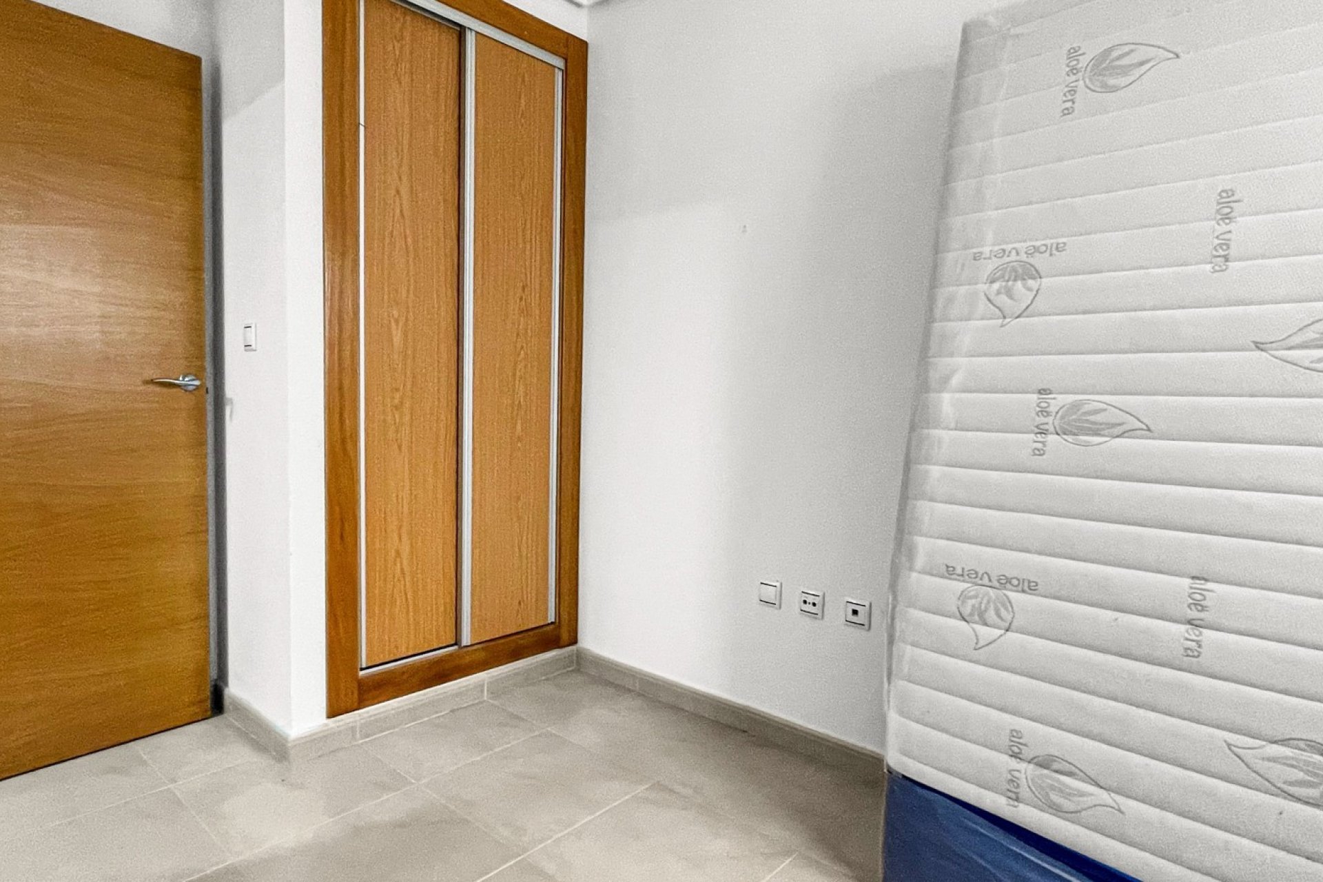 Resale - Apartment - Torrevieja - El Acequión - Los Náufragos