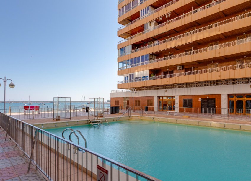 Resale - Apartment - Torrevieja - El Acequión