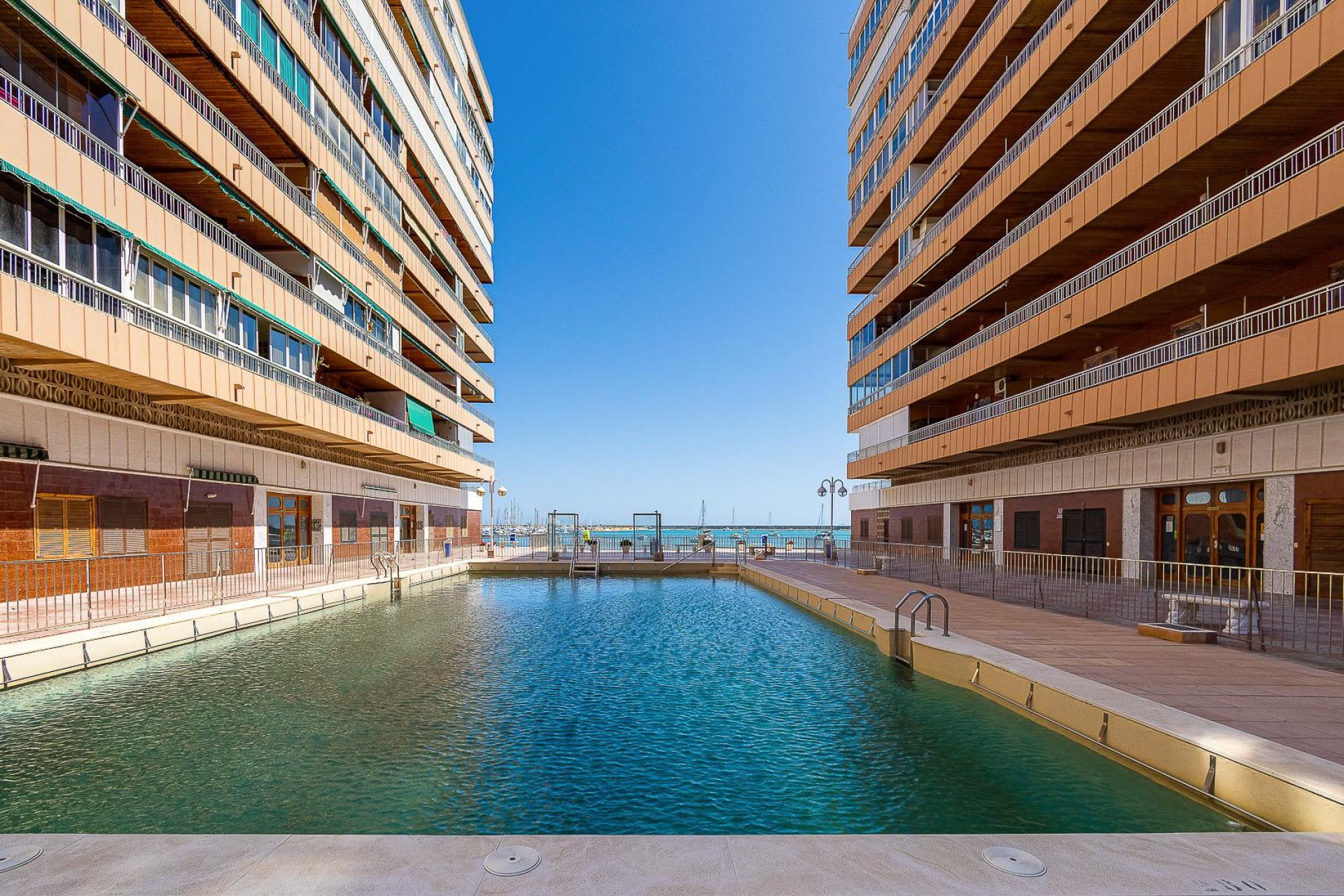 Resale - Apartment - Torrevieja - El Acequión