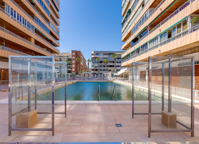 Resale - Apartment - Torrevieja - El Acequión