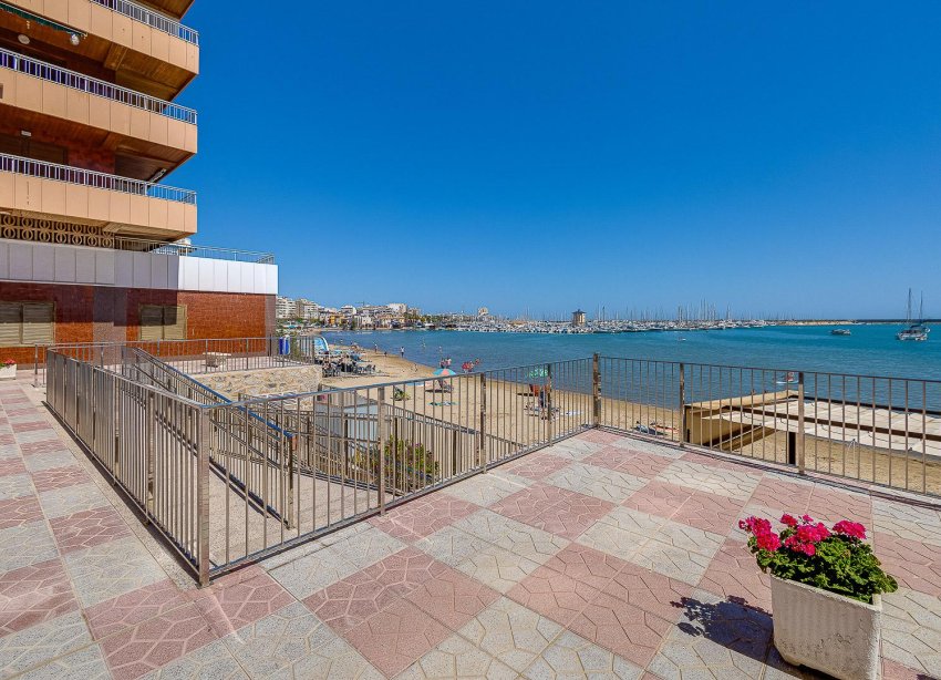 Resale - Apartment - Torrevieja - El Acequión