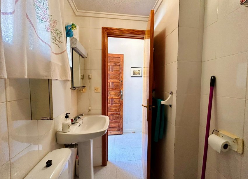 Resale - Apartment - Torrevieja - El Chaparral