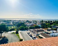 Resale - Apartment - Torrevieja - El Chaparral