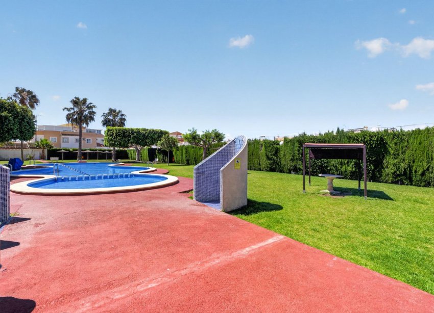 Resale - Apartment - Torrevieja - El limonar