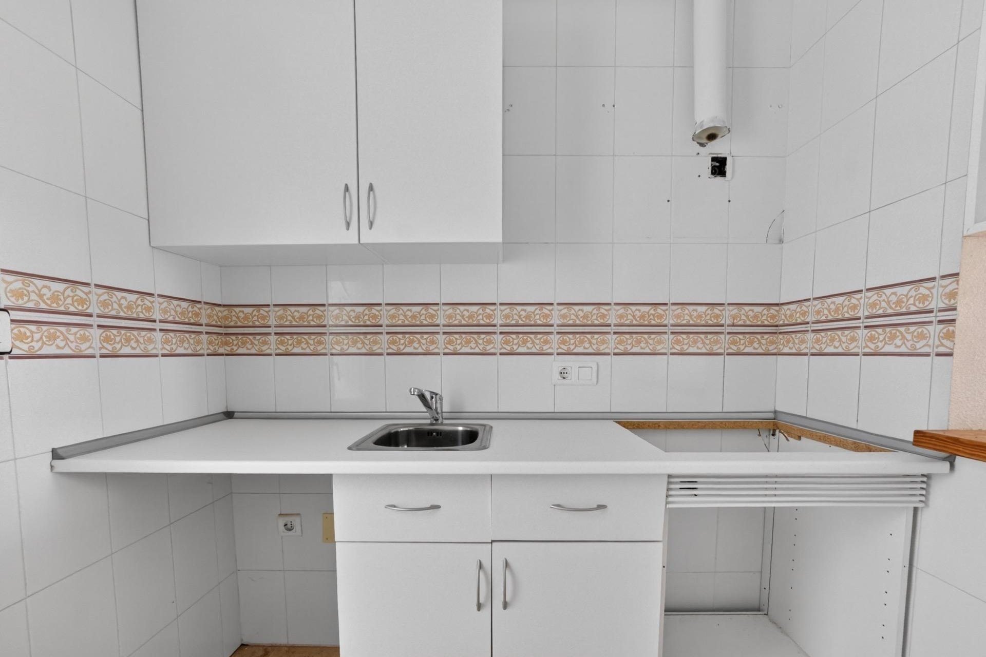 Resale - Apartment - Torrevieja - El limonar