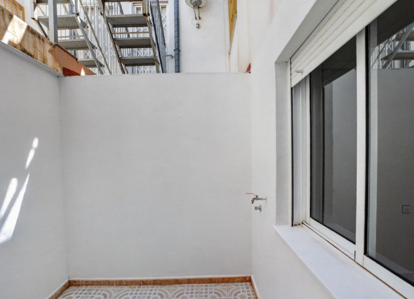 Resale - Apartment - Torrevieja - El limonar