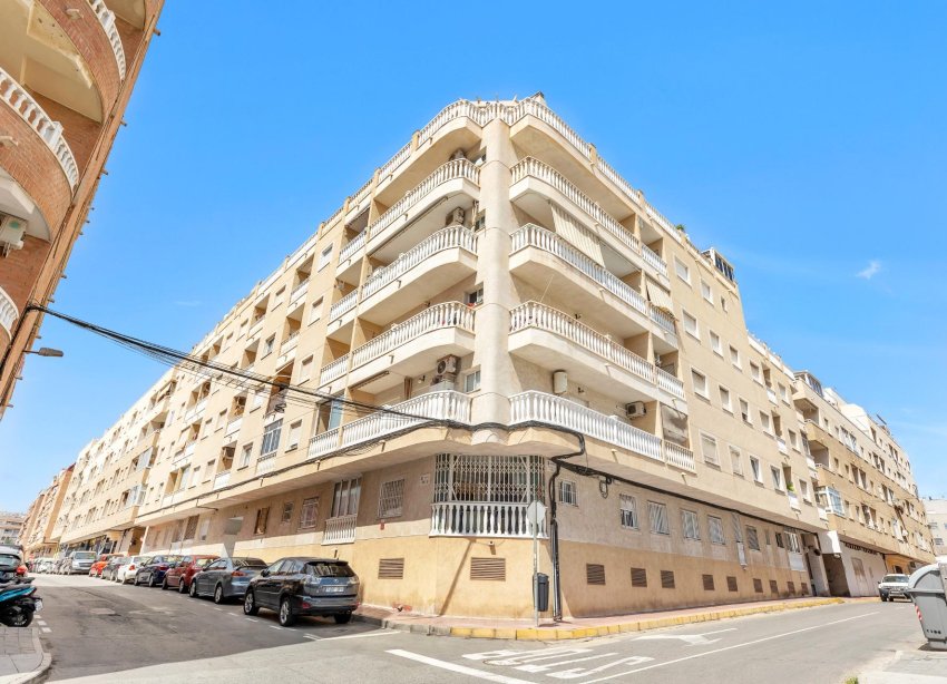 Resale - Apartment - Torrevieja - El molino