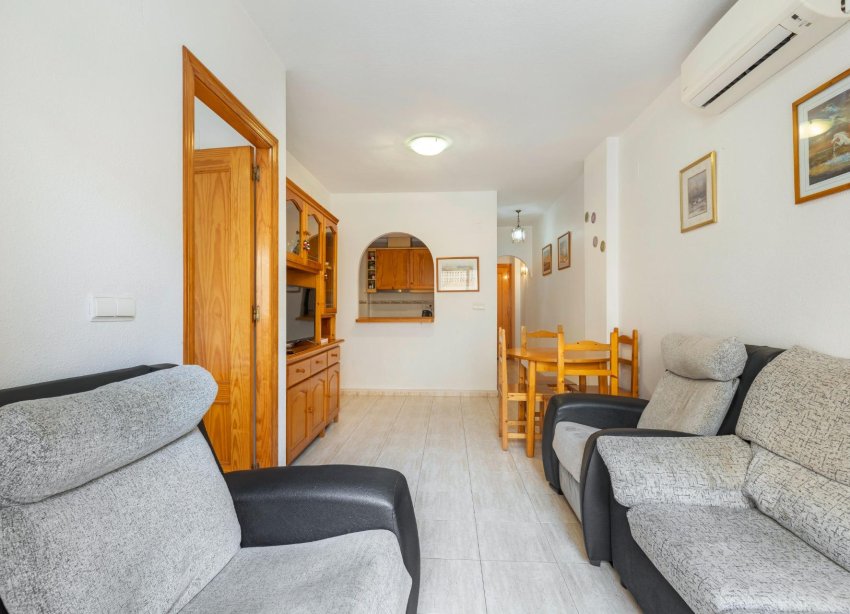 Resale - Apartment - Torrevieja - El molino