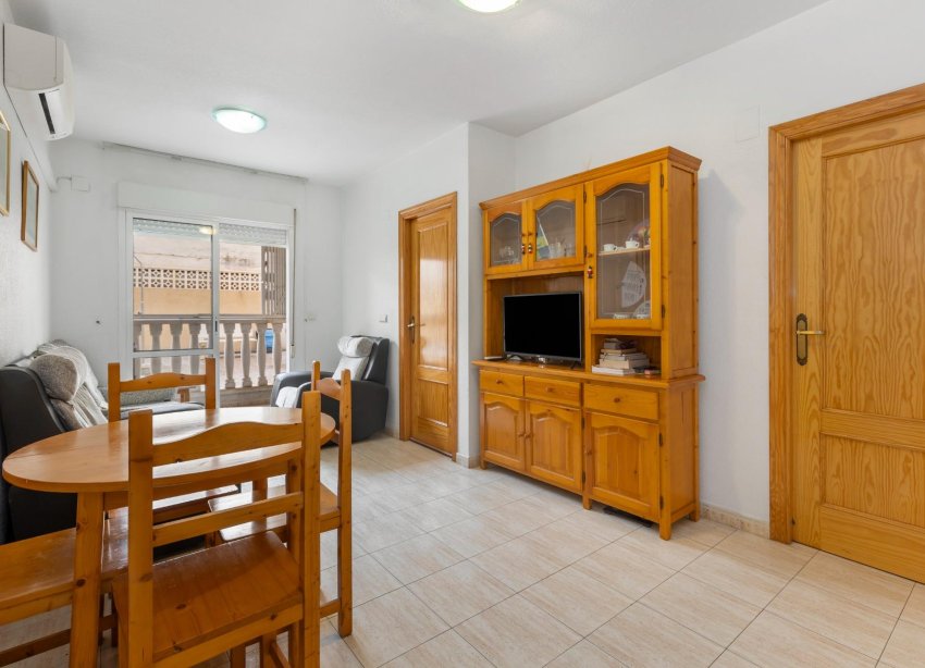 Resale - Apartment - Torrevieja - El molino