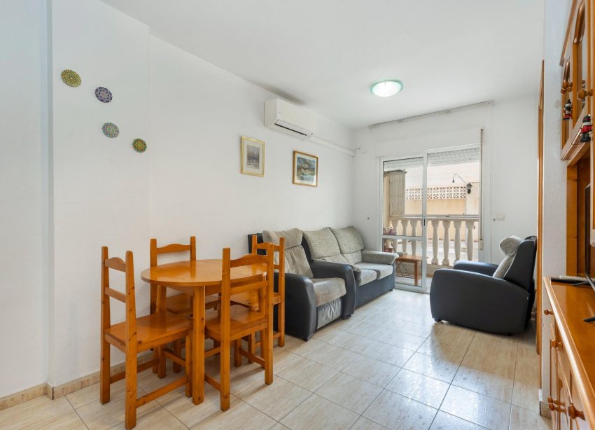 Resale - Apartment - Torrevieja - El molino