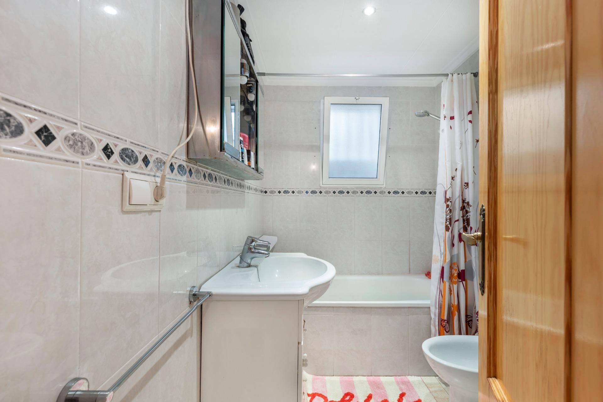 Resale - Apartment - Torrevieja - El molino