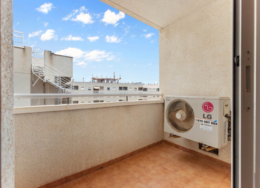 Resale - Apartment - Torrevieja - El Molino