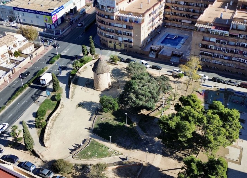 Resale - Apartment - Torrevieja - El Molino