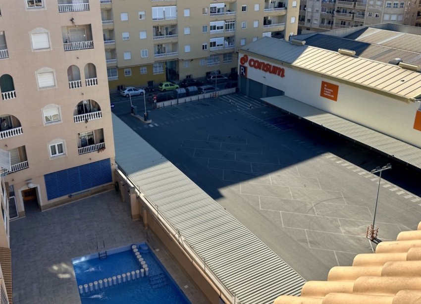 Resale - Apartment - Torrevieja - El Molino