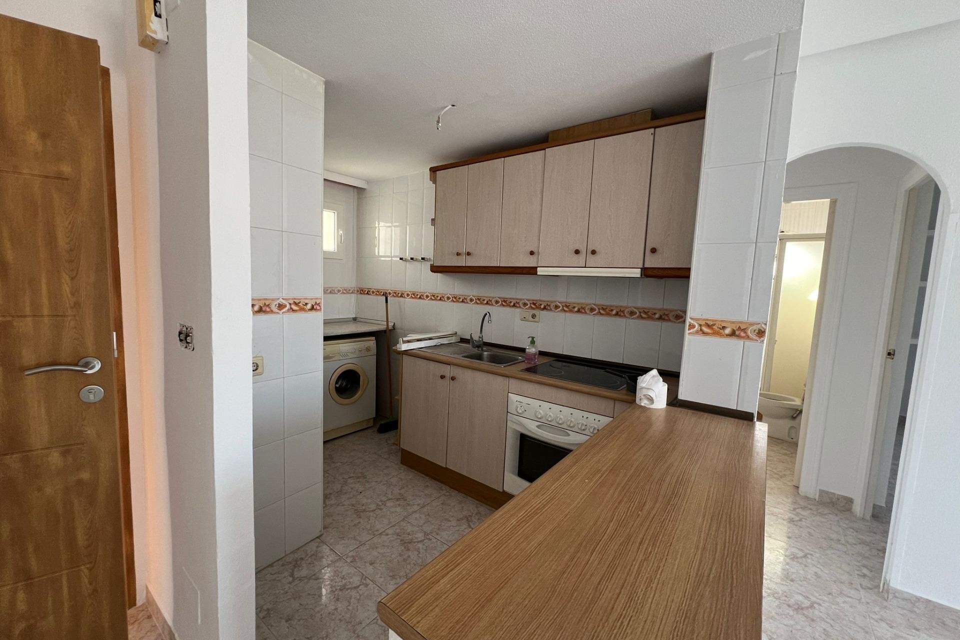 Resale - Apartment - Torrevieja - Estacion de autobuses