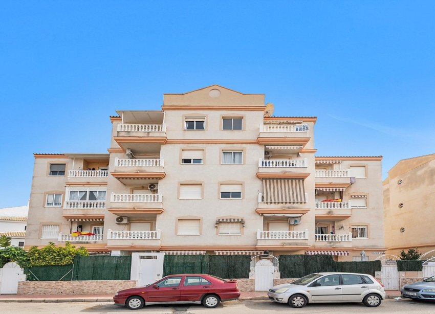 Resale - Apartment - Torrevieja - Estacion de autobuses