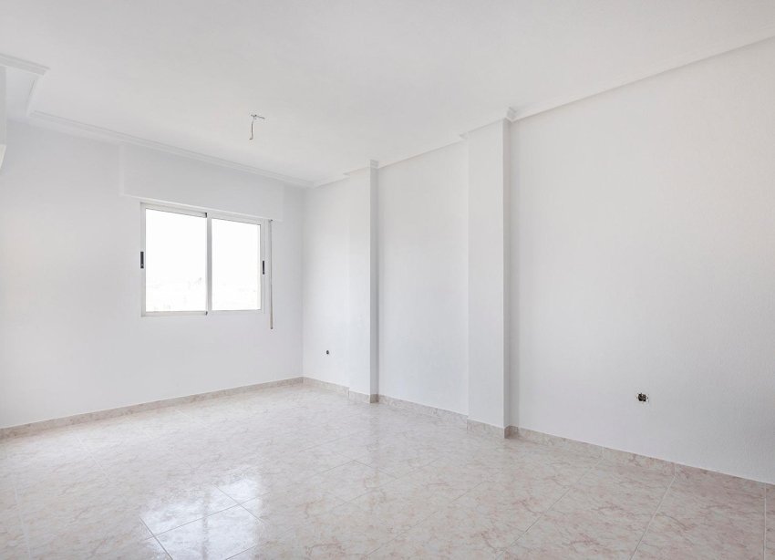 Resale - Apartment - Torrevieja - Estacion de autobuses