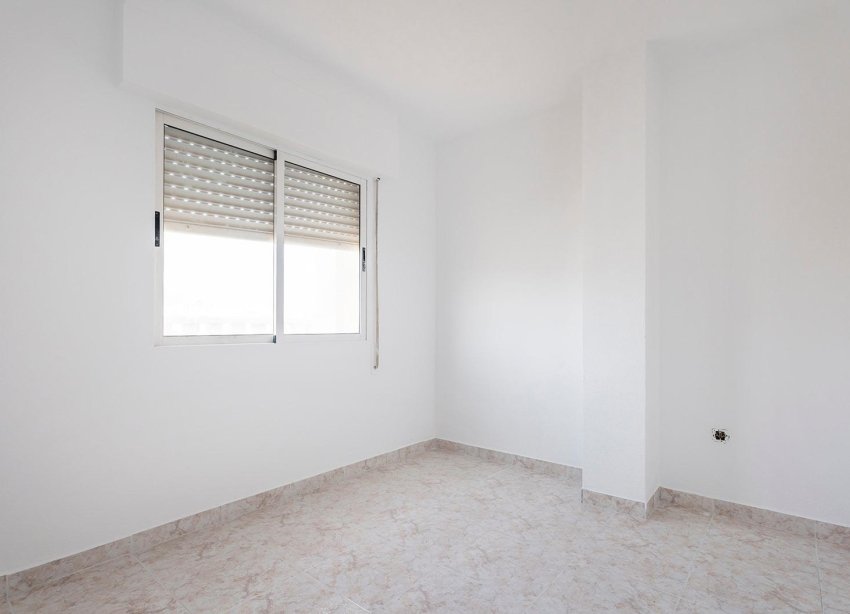 Resale - Apartment - Torrevieja - Estacion de autobuses