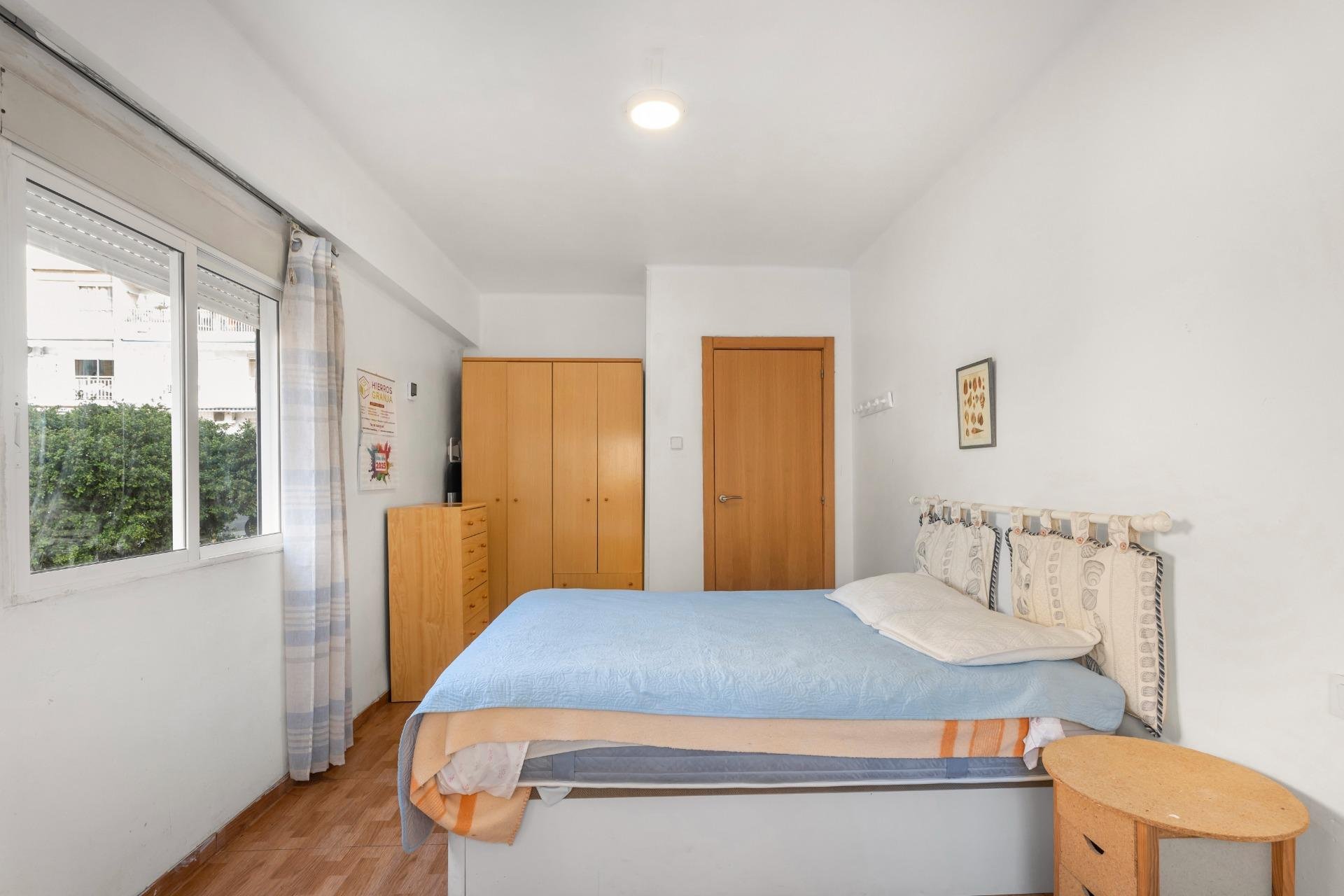 Resale - Apartment - Torrevieja - Estacion de autobuses