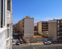 Resale - Apartment - Torrevieja - Estacion de autobuses