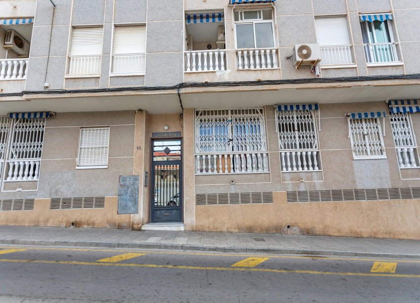 Resale - Apartment - Torrevieja - Estacion de autobuses