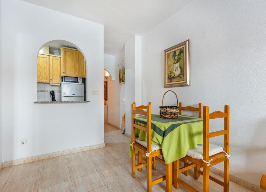 Resale - Apartment - Torrevieja - Estacion de autobuses