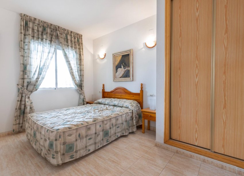 Resale - Apartment - Torrevieja - Estacion de autobuses