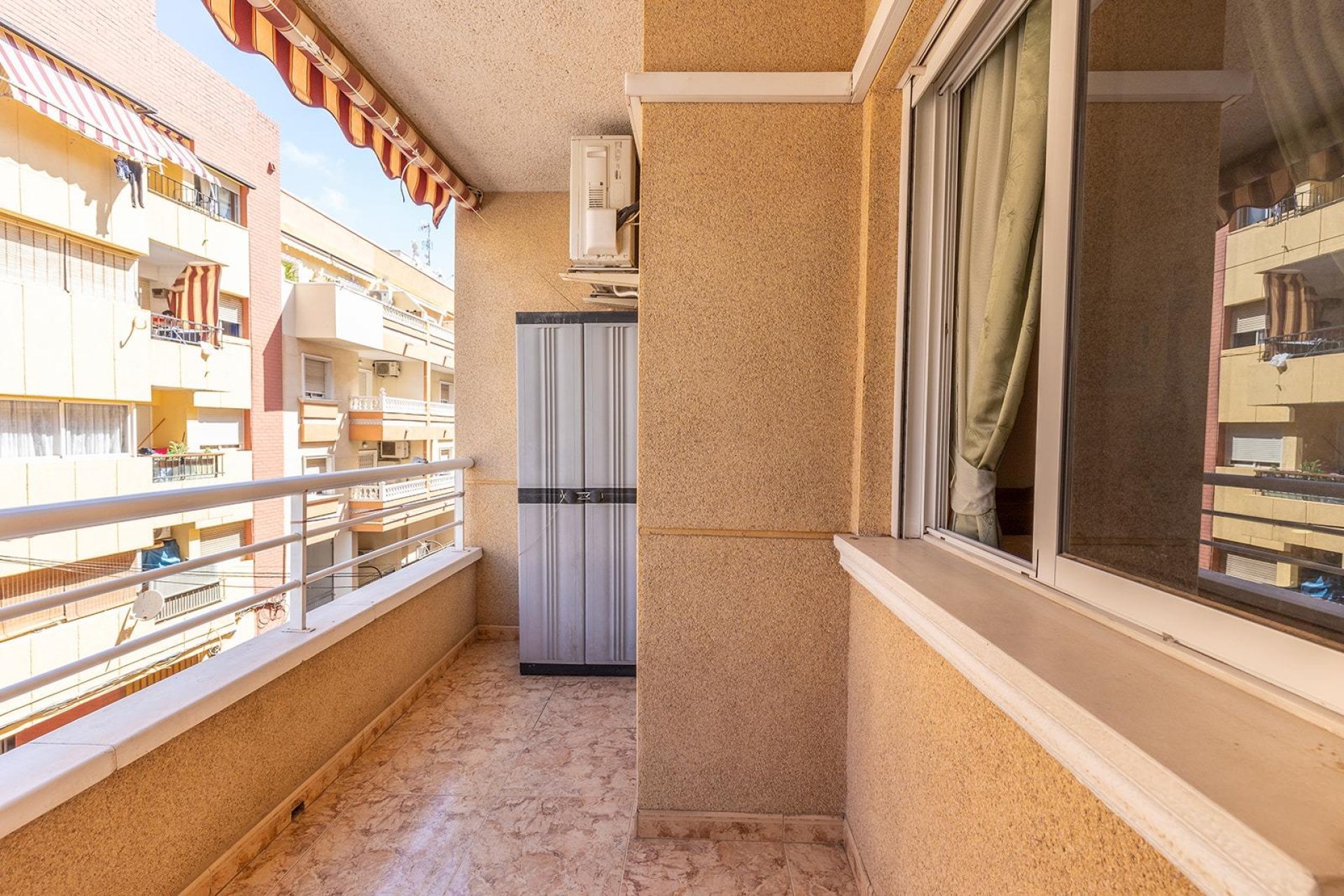 Resale - Apartment - Torrevieja - Estacion de autobuses