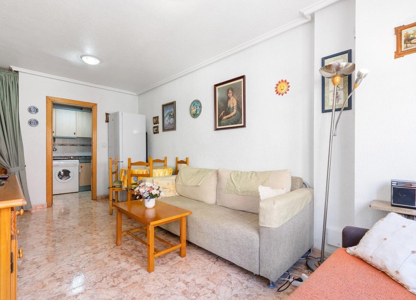 Resale - Apartment - Torrevieja - Estacion de autobuses