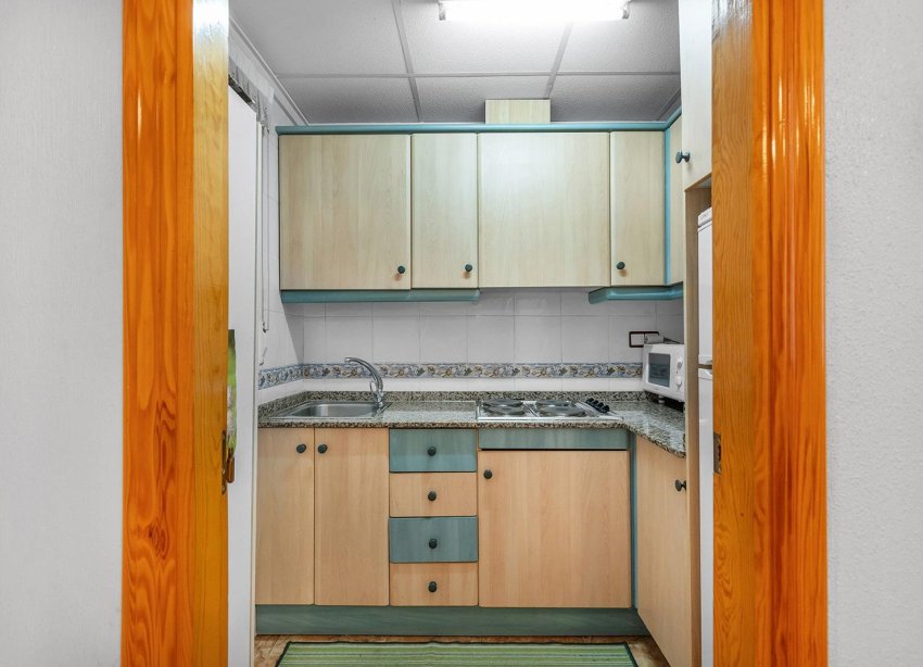 Resale - Apartment - Torrevieja - Estacion de autobuses