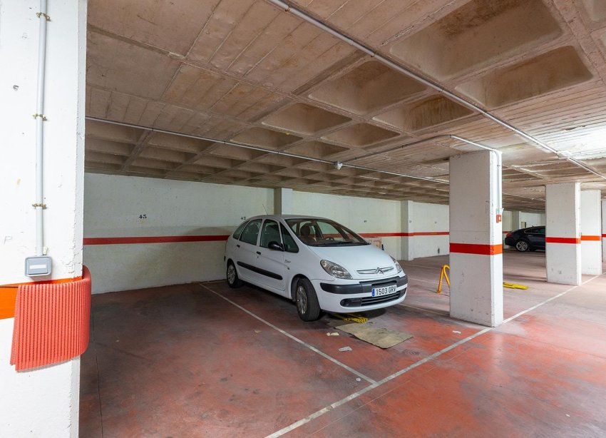 Resale - Apartment - Torrevieja - Estacion de autobuses