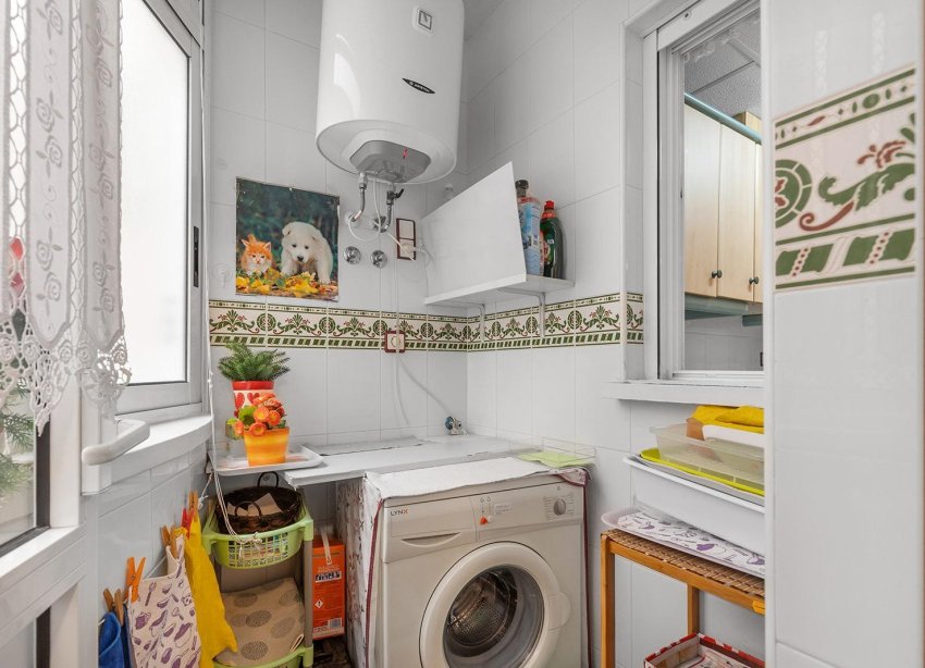 Resale - Apartment - Torrevieja - Estacion de autobuses