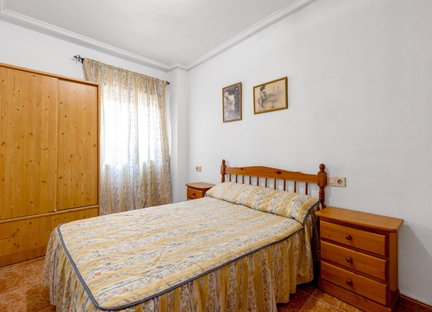Resale - Apartment - Torrevieja - Estacion de autobuses