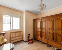 Resale - Apartment - Torrevieja - Estacion de autobuses