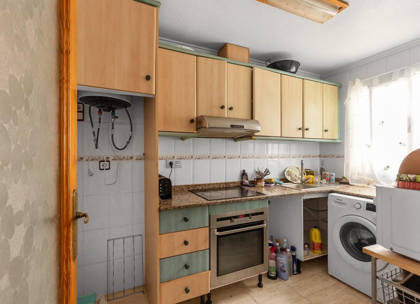 Resale - Apartment - Torrevieja - Estacion de autobuses