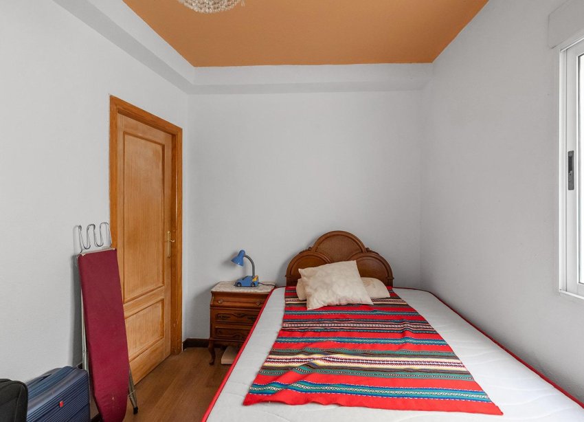 Resale - Apartment - Torrevieja - Estacion de autobuses