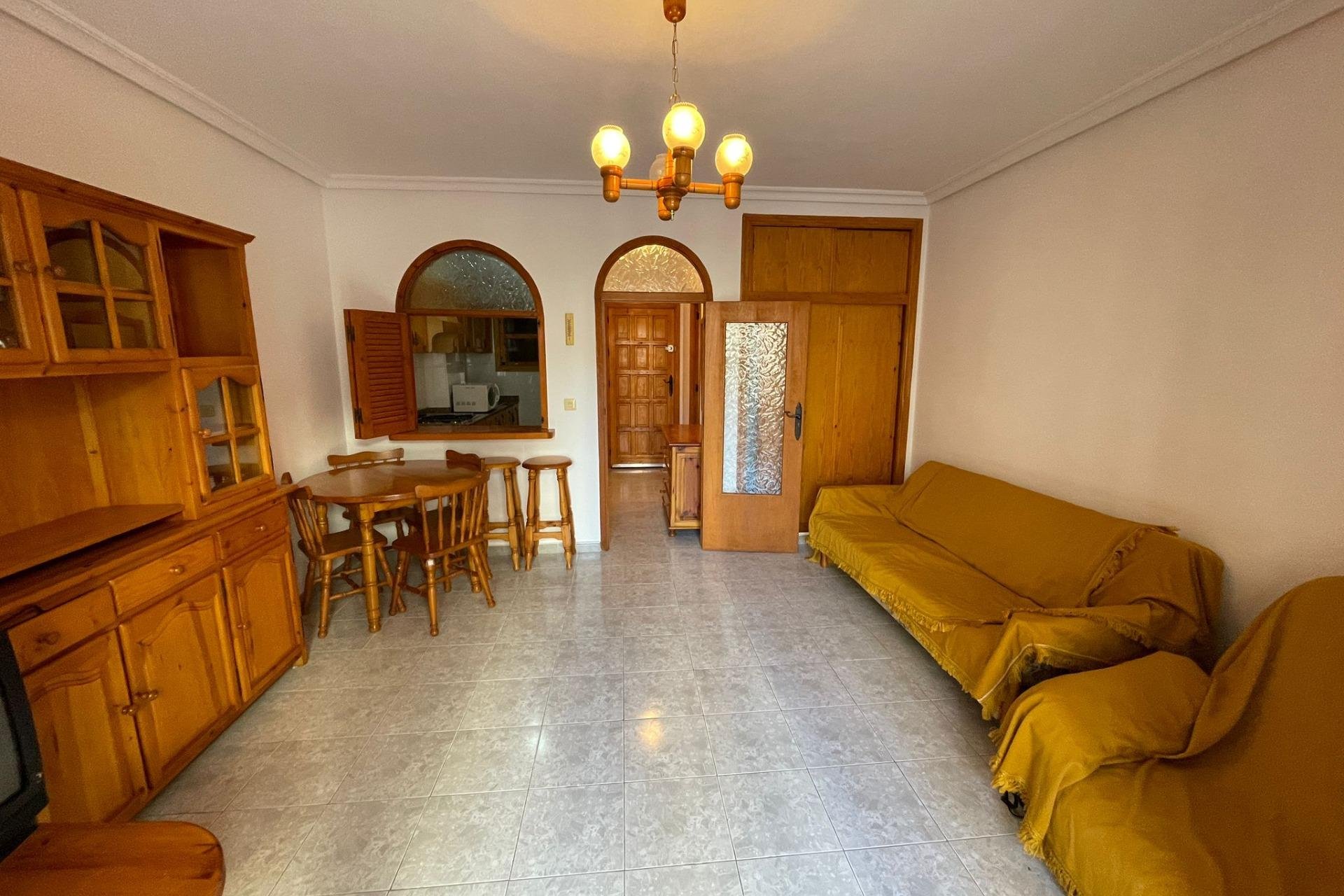 Resale - Apartment - Torrevieja - Estacion de autobuses